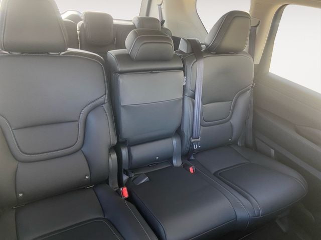 2026 Nissan Armada SV