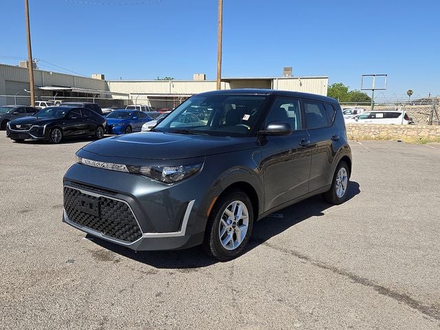 2025 Kia Soul 2.0L LX IVT's photo