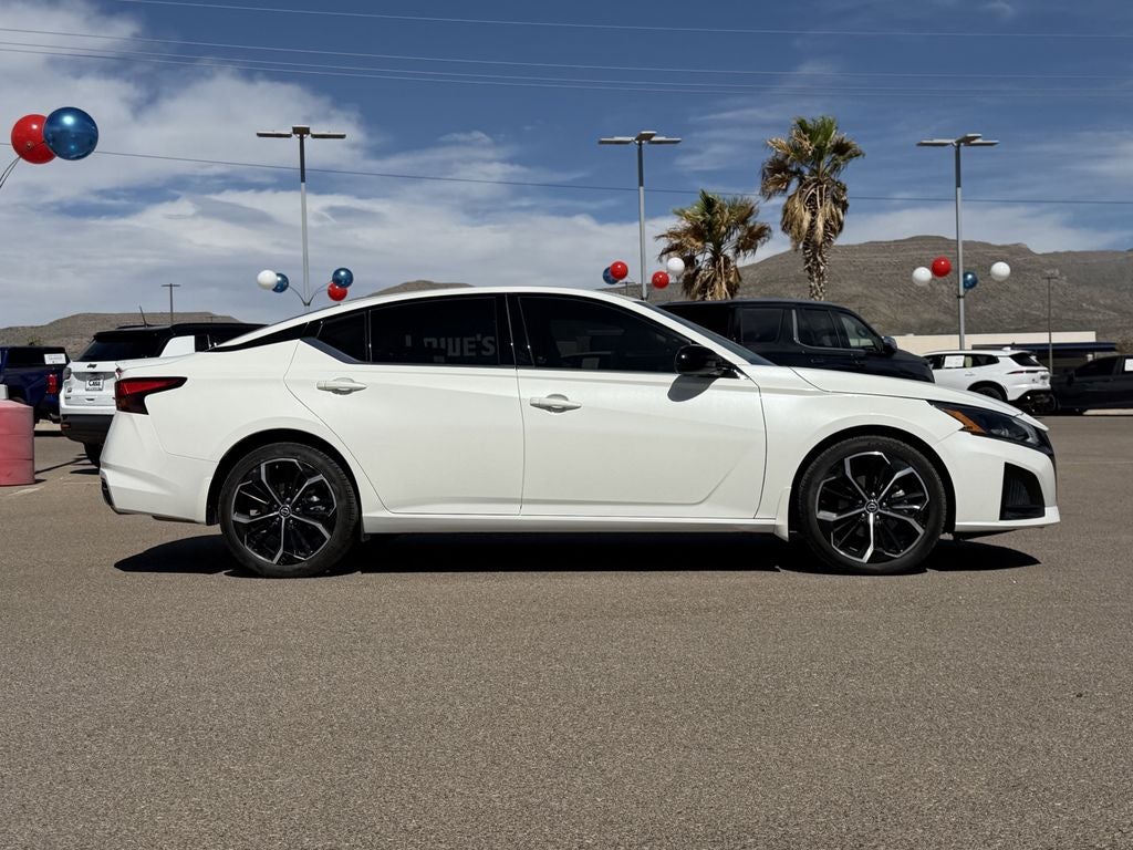 2023 Nissan Altima 2.5 SR