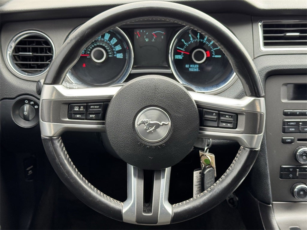 2013 Ford Mustang V6