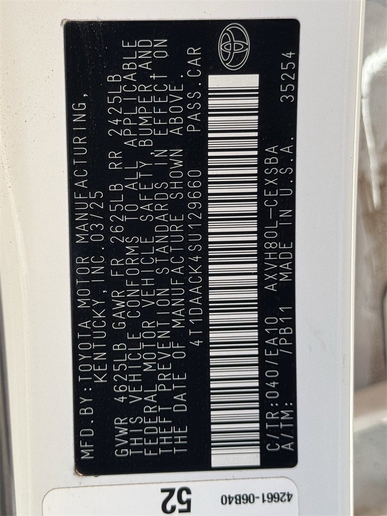 2025 Toyota Camry SE