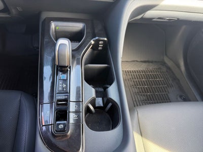 2025 Toyota Crown Signia XLE