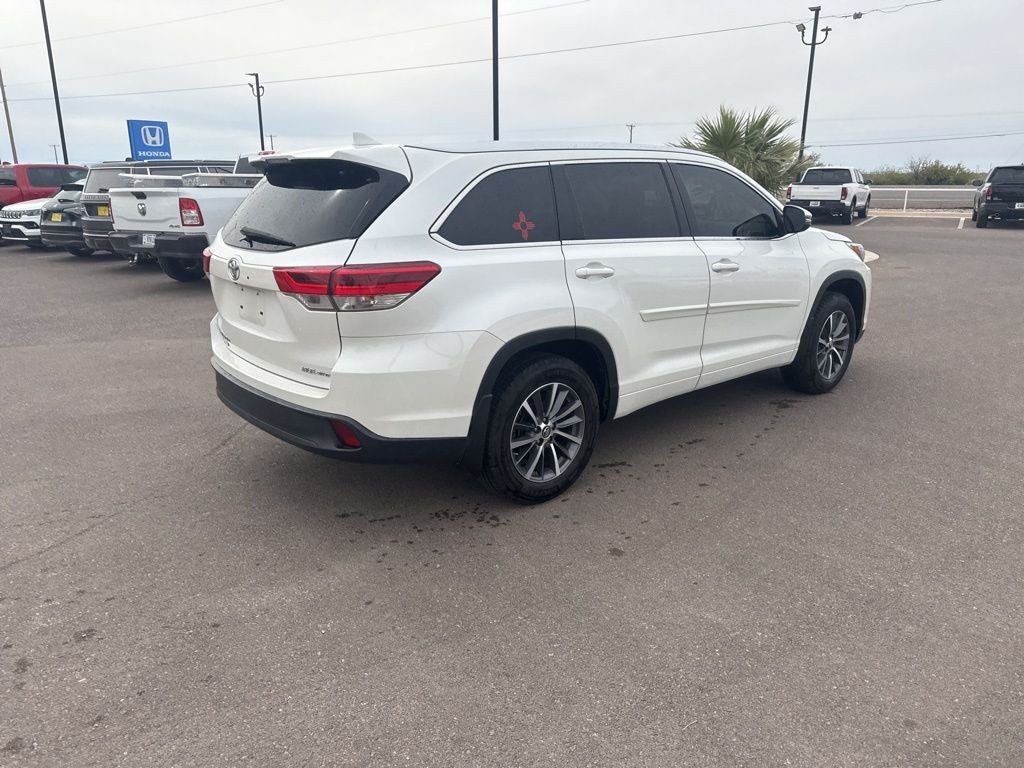 2018 Toyota Highlander SE