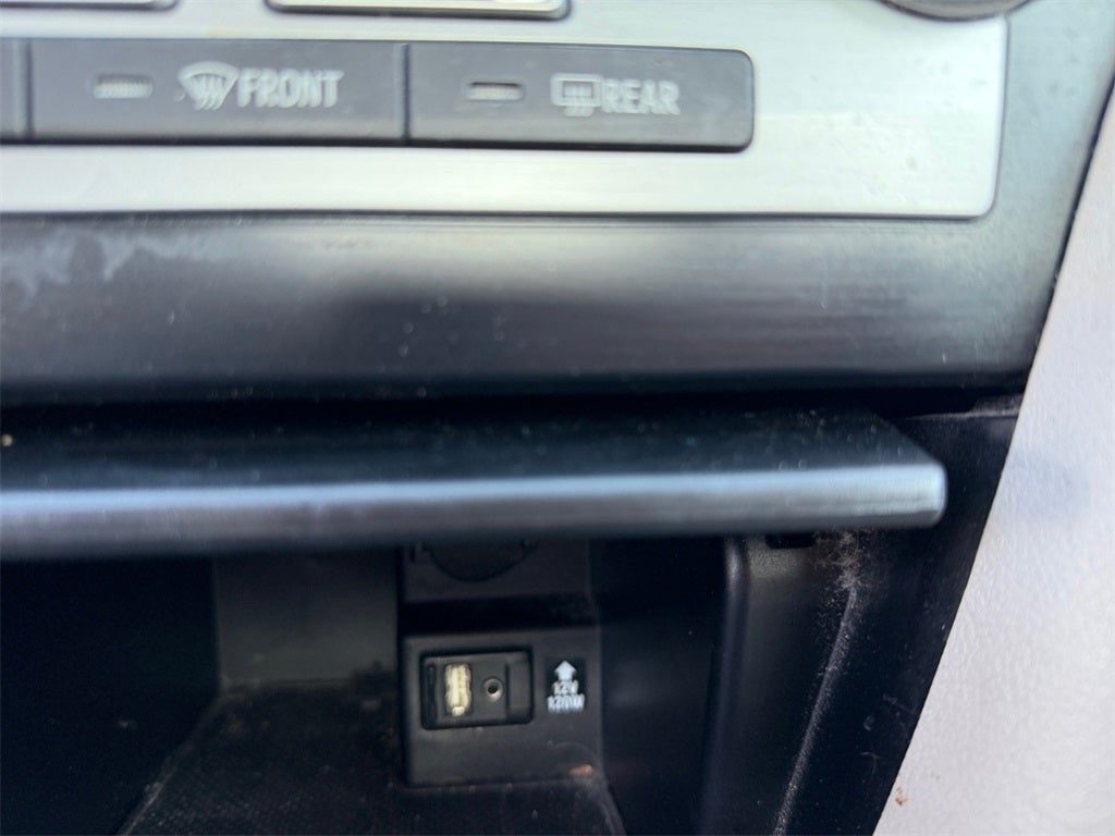 2012 Toyota Camry Hybrid XLE