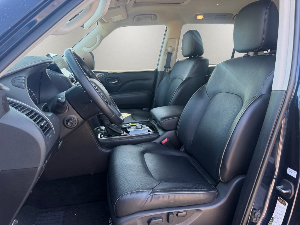 2024 INFINITI QX80 LUXE