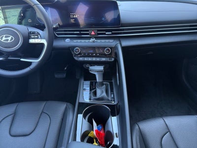 2025 Hyundai Elantra Hybrid Limited