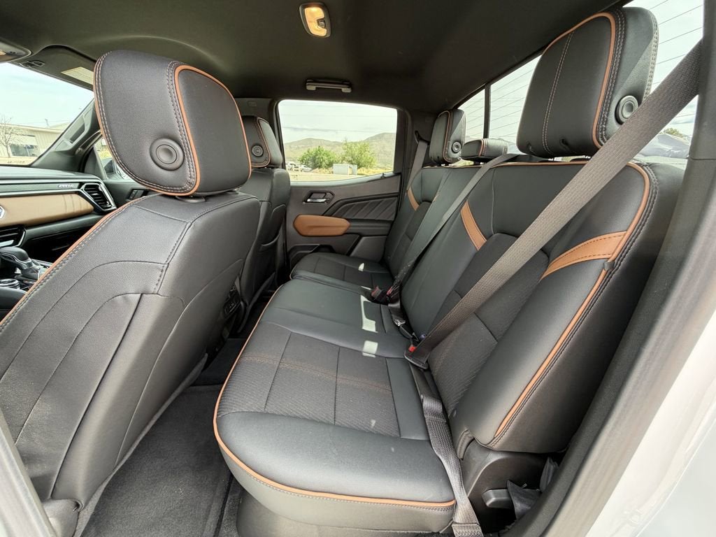 2025 GMC Canyon AT4