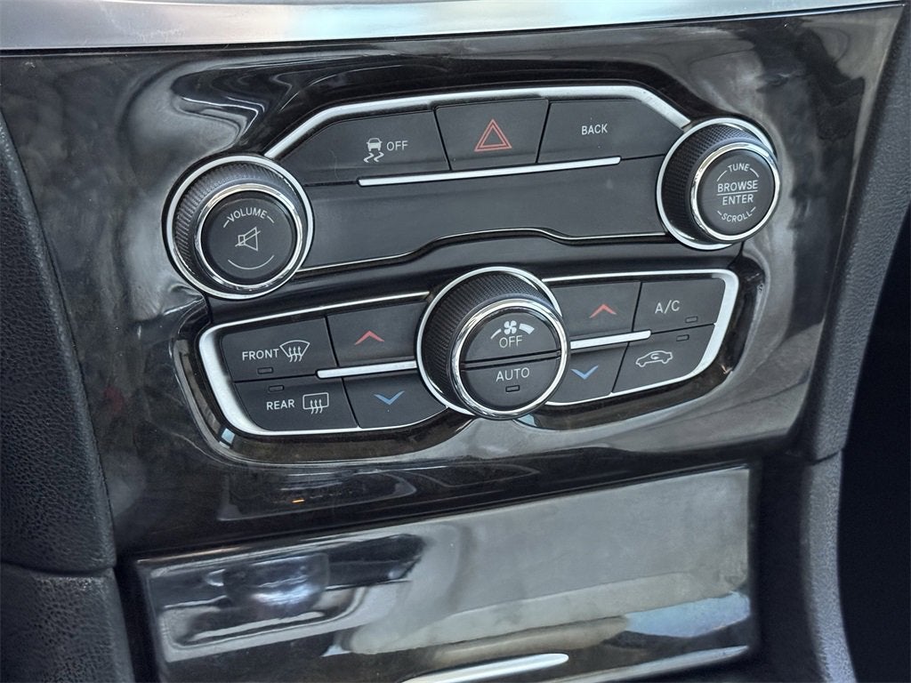 2015 Chrysler 300 300C