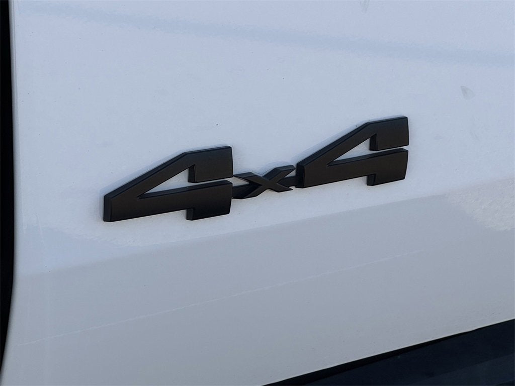 2023 Toyota Tundra 4WD SR5