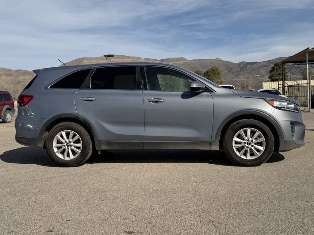 2020 Kia Sorento LX V6