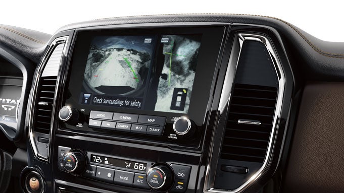 2024 Nissan Titan XD Interior and Technology