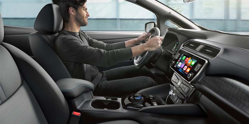 2024 Nissan Leaf Interior and Technology